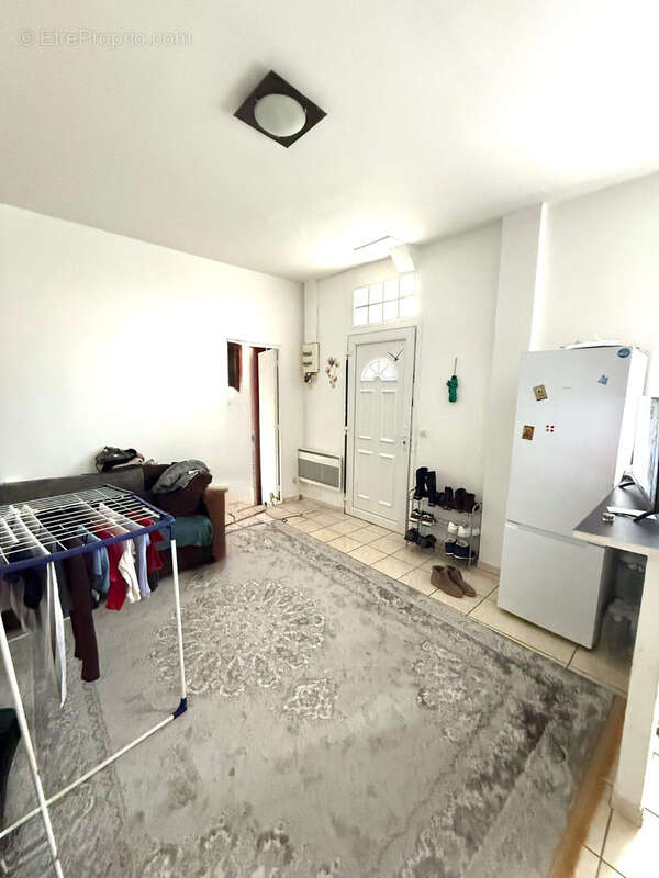 Appartement à EZANVILLE