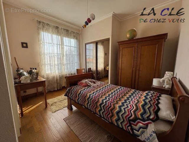 Maison à COULONGES-SUR-L&#039;AUTIZE