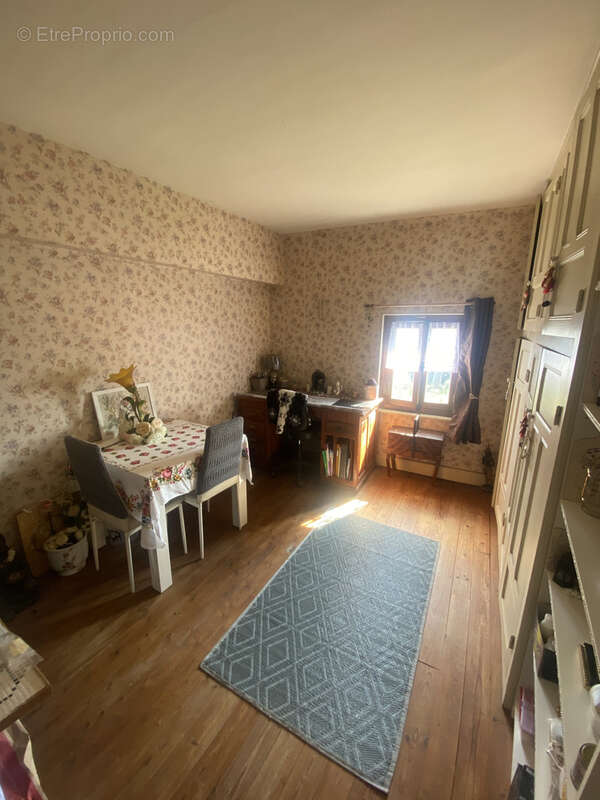 Autre à BARRAIS-BUSSOLLES