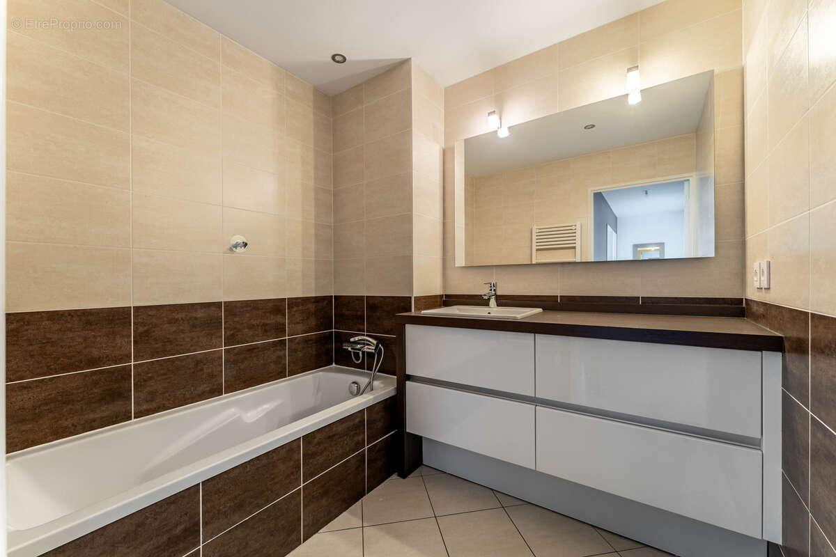 Appartement à LYON-5E