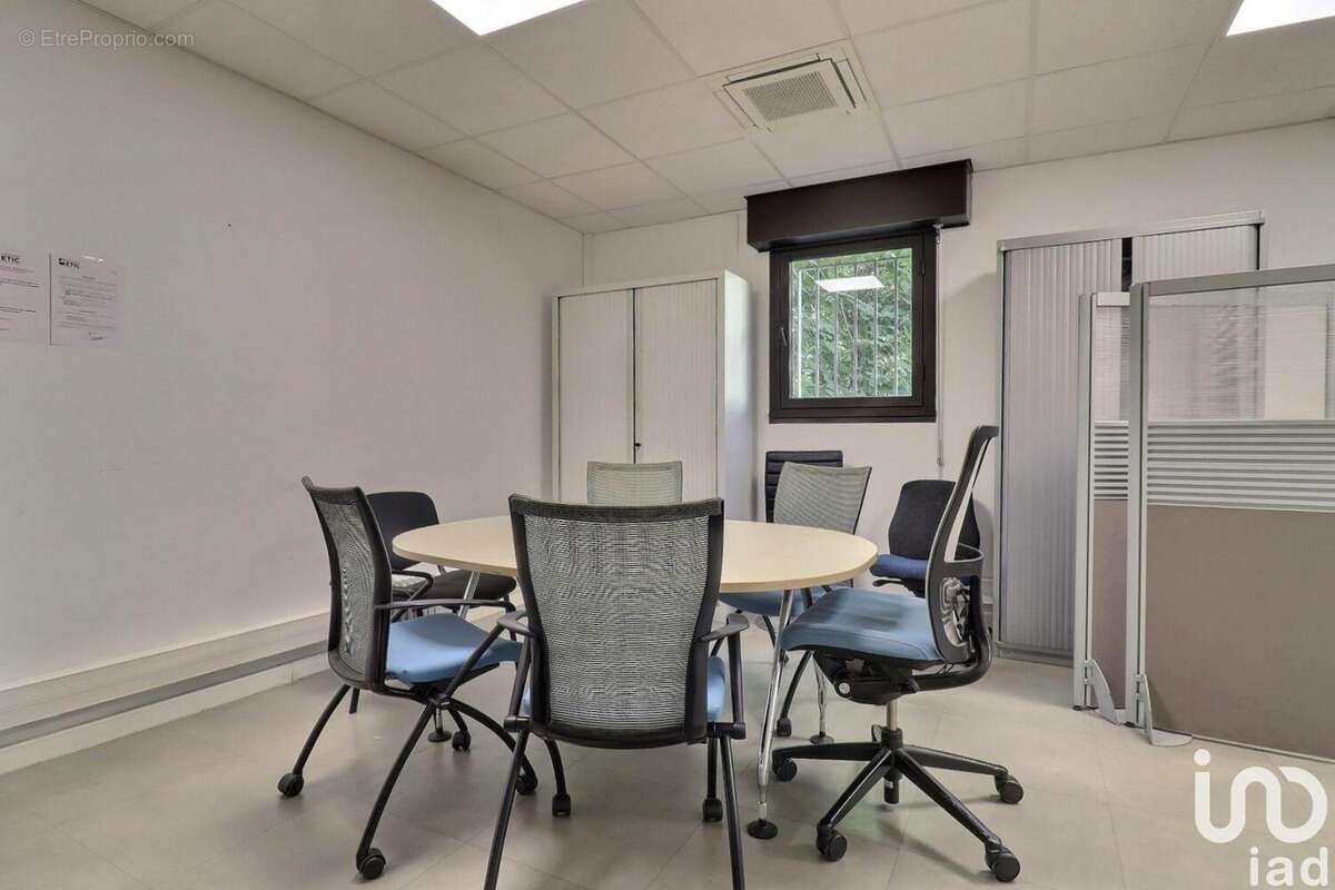 Photo 9 - Commerce à MARSEILLE-16E