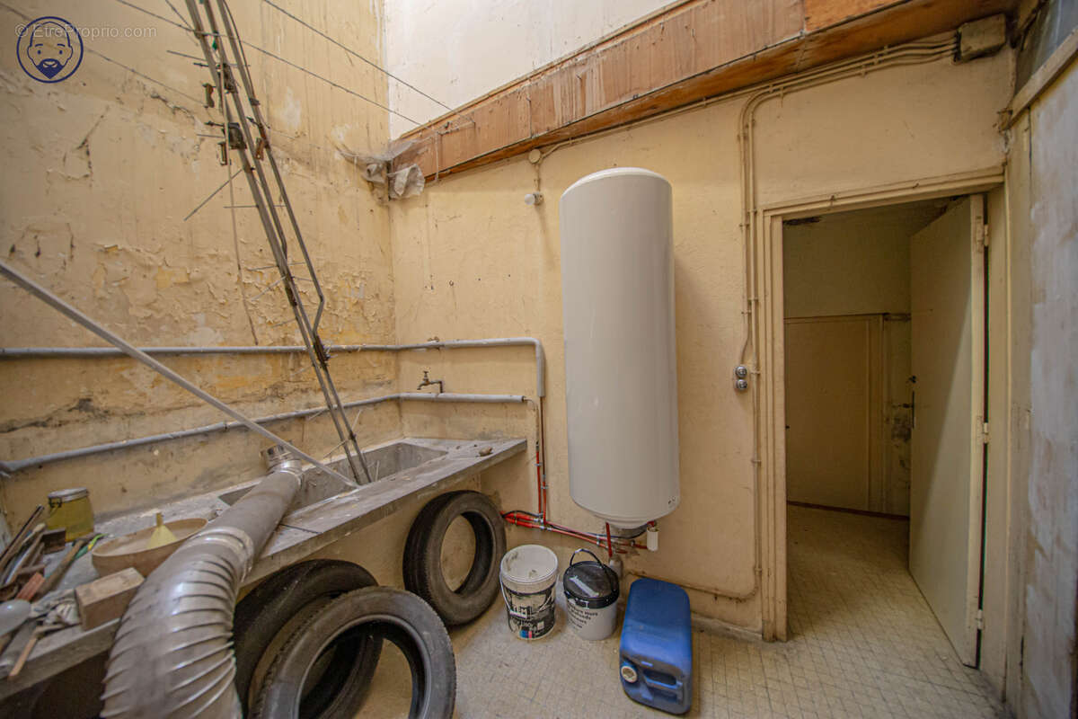 Maison de ville à rénover   Fort potentiel   Idéal investisseur ou résidence principale - photo 6