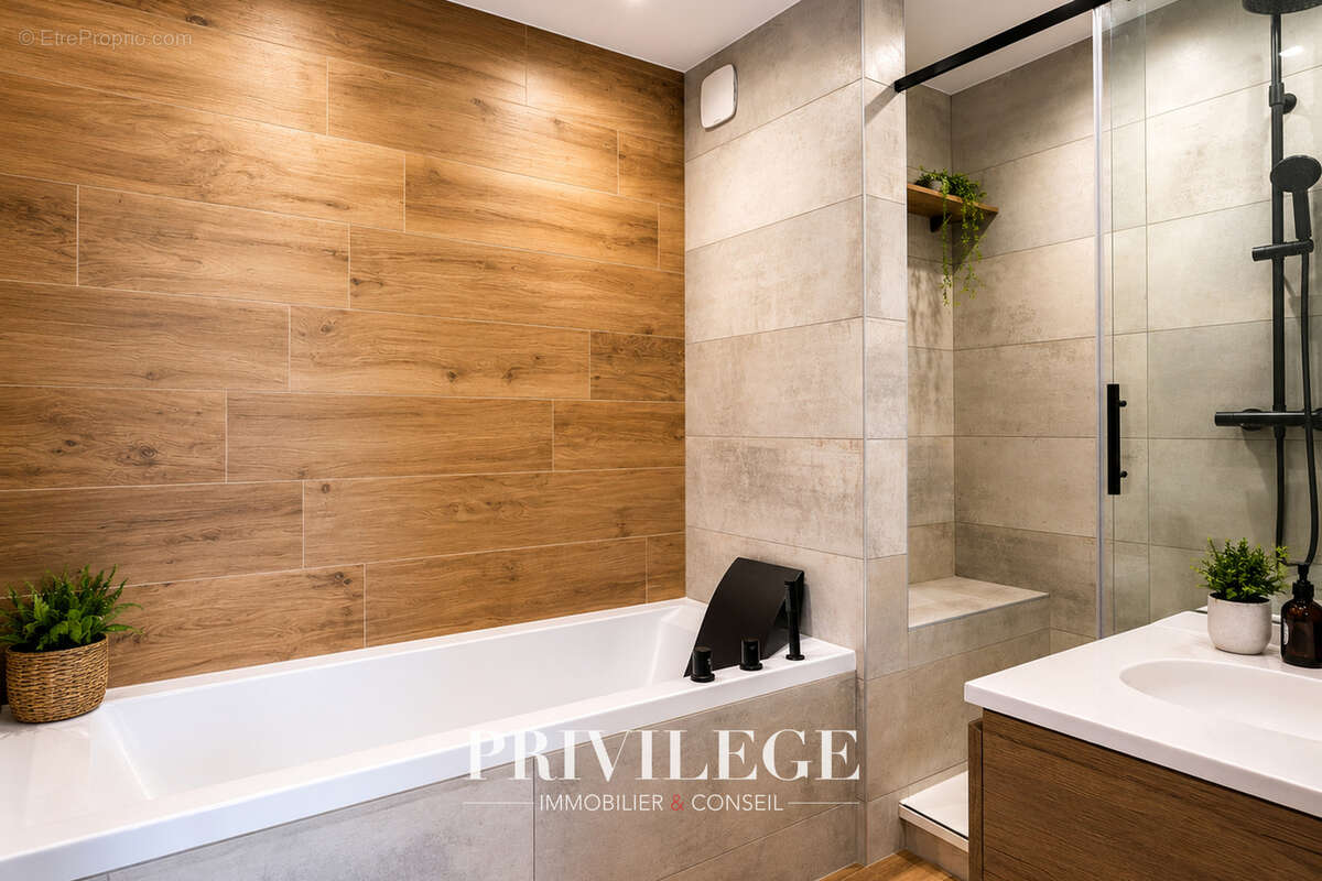 Appartement à LYON-9E