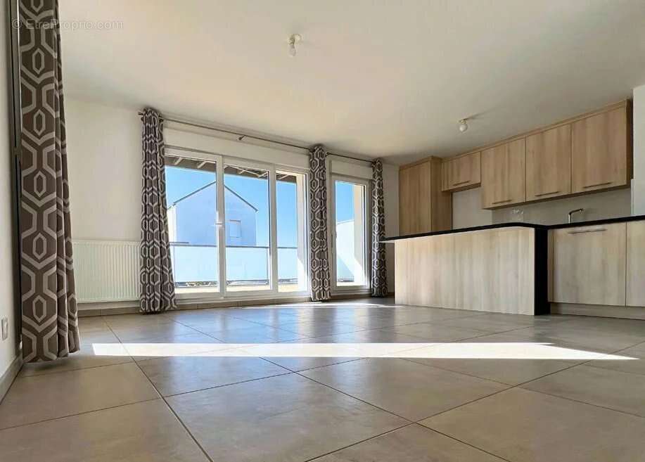 Appartement à MONTLOUIS-SUR-LOIRE