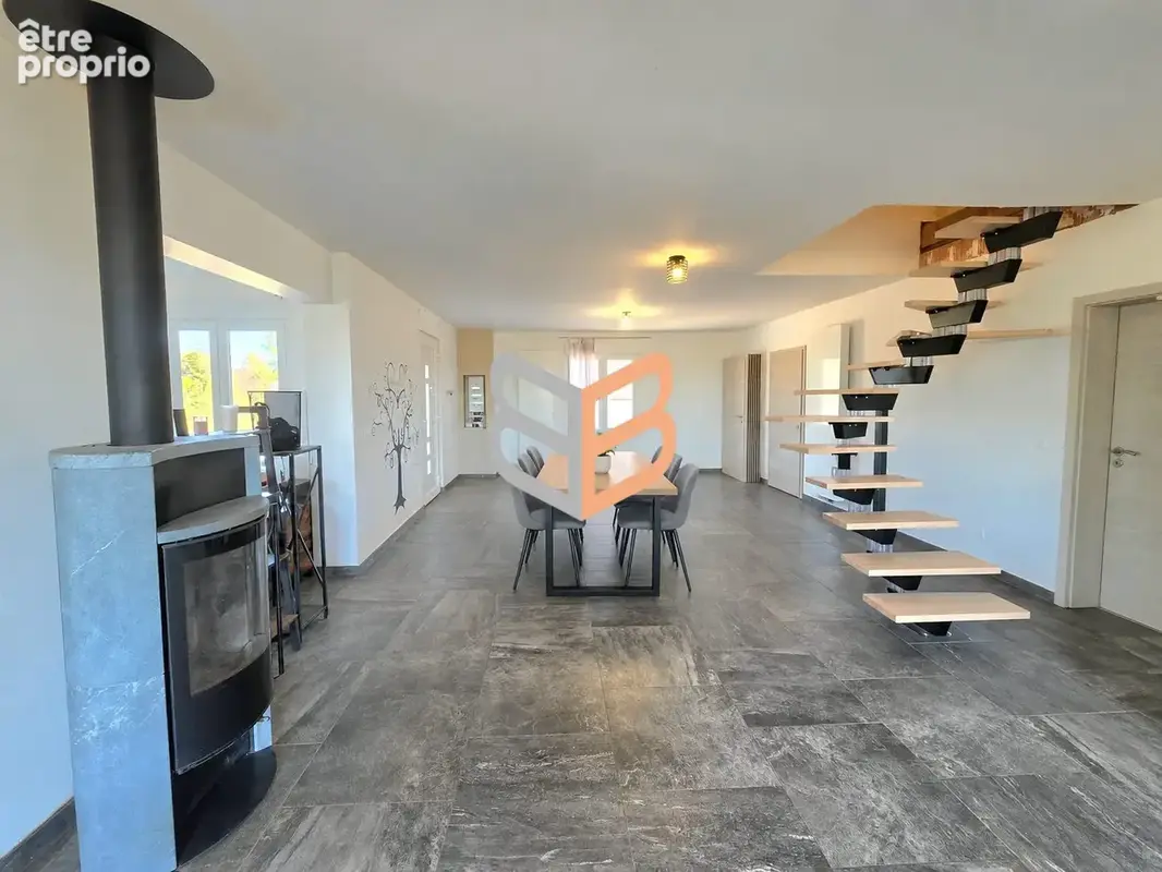 Maison 5 pièces 147 m² à vendre à Pierrepont (54620) - photo 3