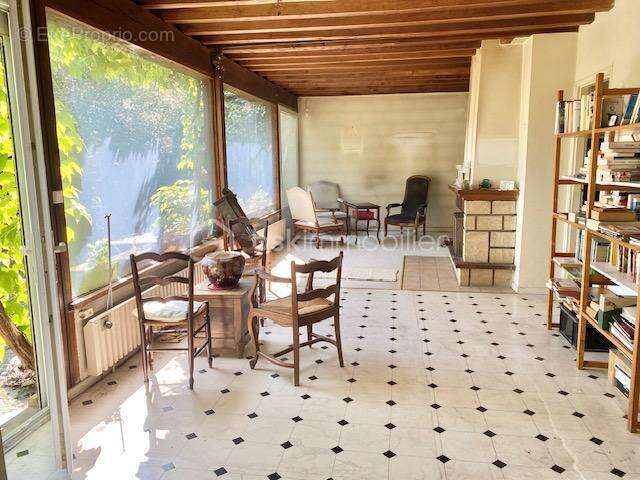 Maison à OZOIR-LA-FERRIERE