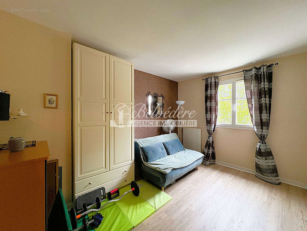 Maison à LE PLESSIS-BOUCHARD