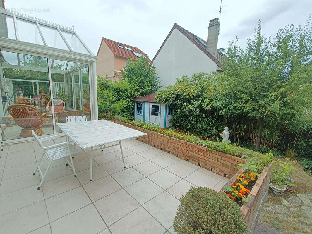 Maison à VILLEMOMBLE