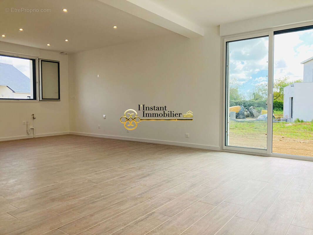 Maison à KERSAINT-PLABENNEC