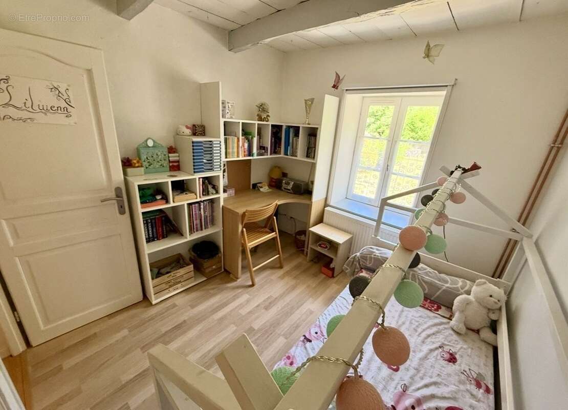 Maison à BOYEUX-SAINT-JEROME