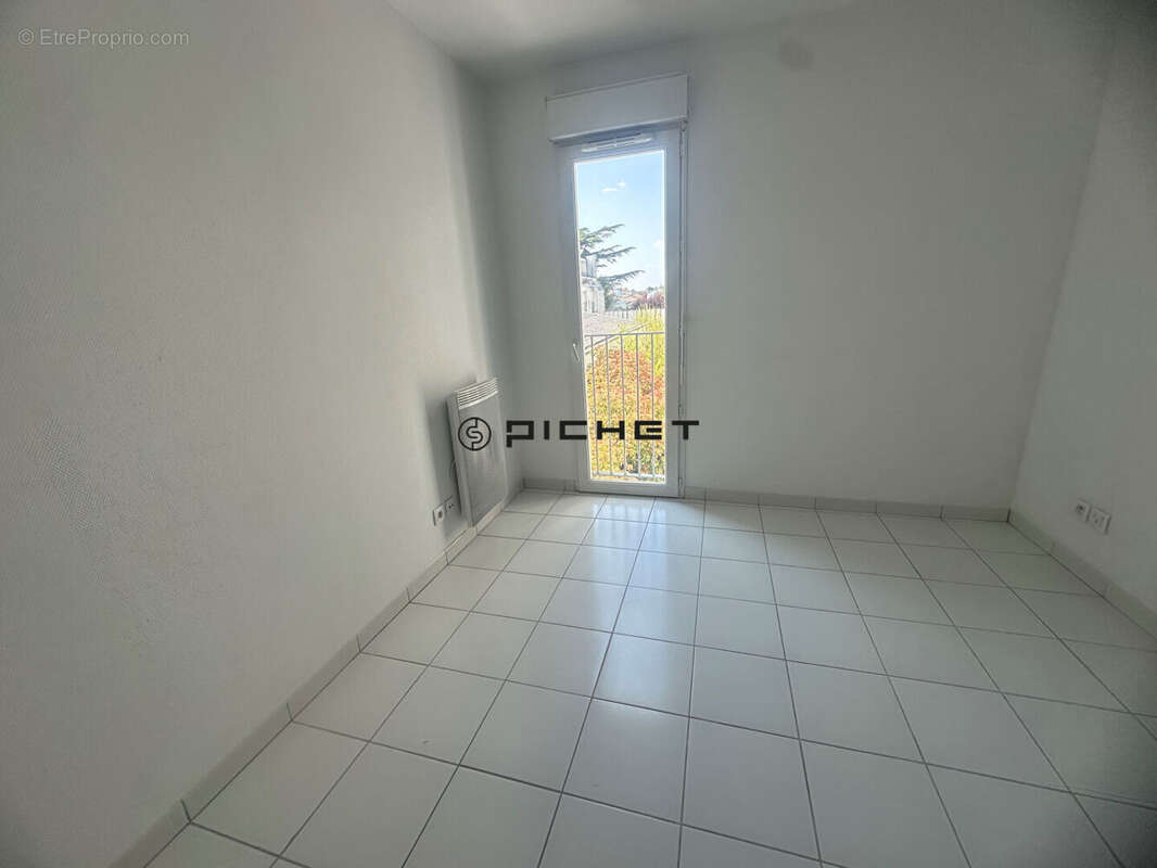 Appartement à VILLENAVE-D'ORNON