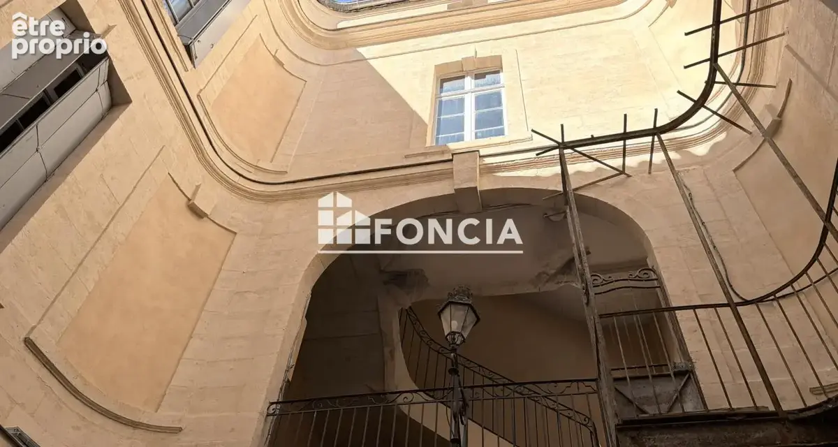 Un hôtel particulier du XVIIIe siècle au cœur de l'Écusson - photo 11