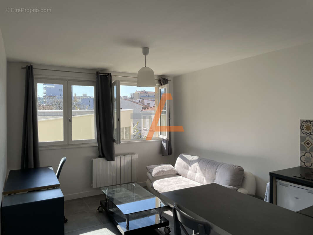 Appartement à SAINT-ETIENNE