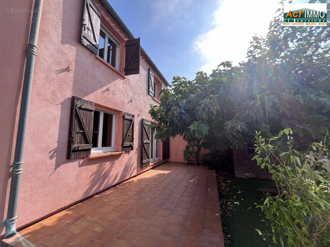 Maison 100 m² à Miramas  - photo 5