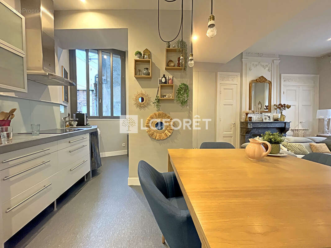Appartement à SAINT-ETIENNE