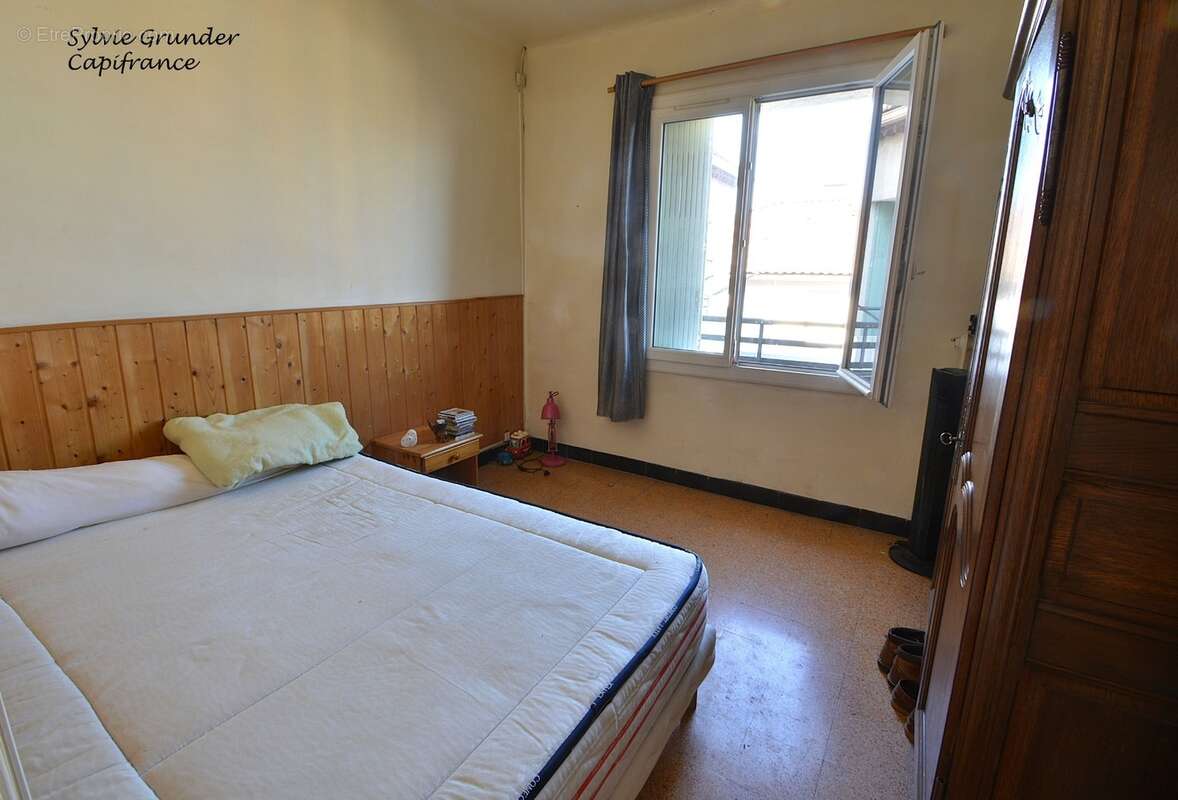 Appartement à vendre 2 pièces SALON DE PROVENCE (13) - photo 4