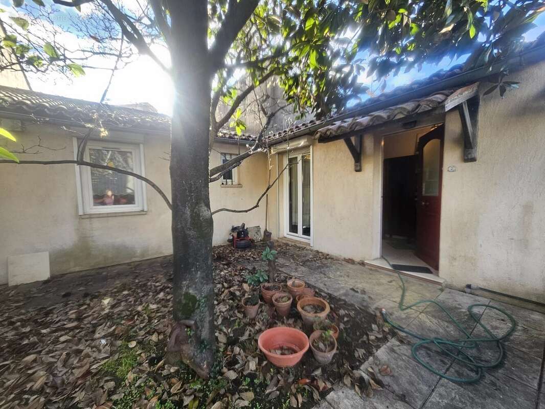 Appartement à LE CANNET