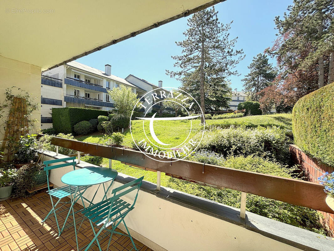 Appartement à LOUVECIENNES