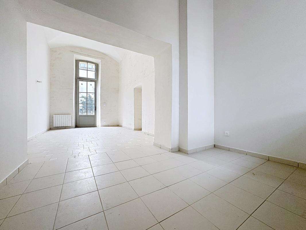 Exclusivité - Quartier Banasterie - Appartement avec jardin - photo 3