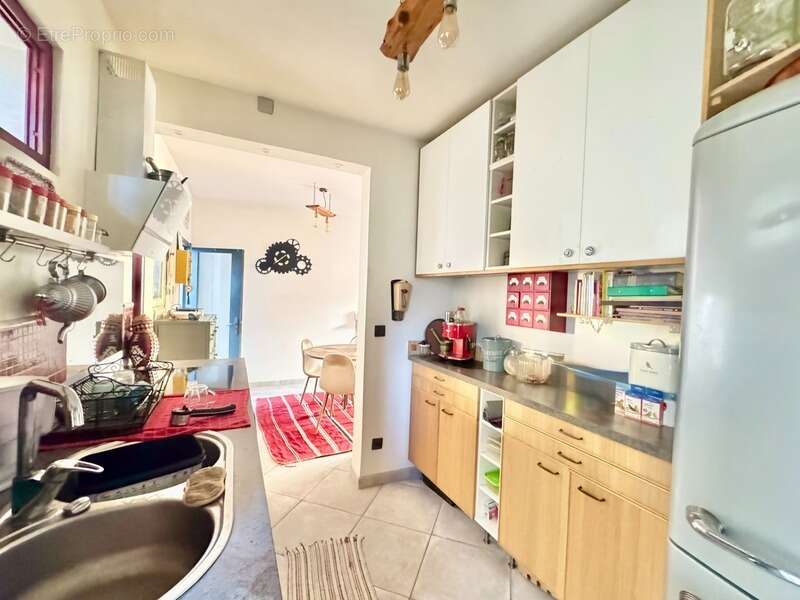 Appartement à AUBERVILLIERS