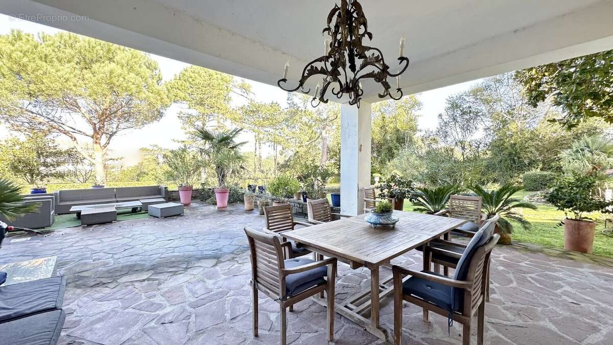 Appartement d'exception à Chiberta  Vue Golf & Lac  167 m² avec jardin privatif - photo 25