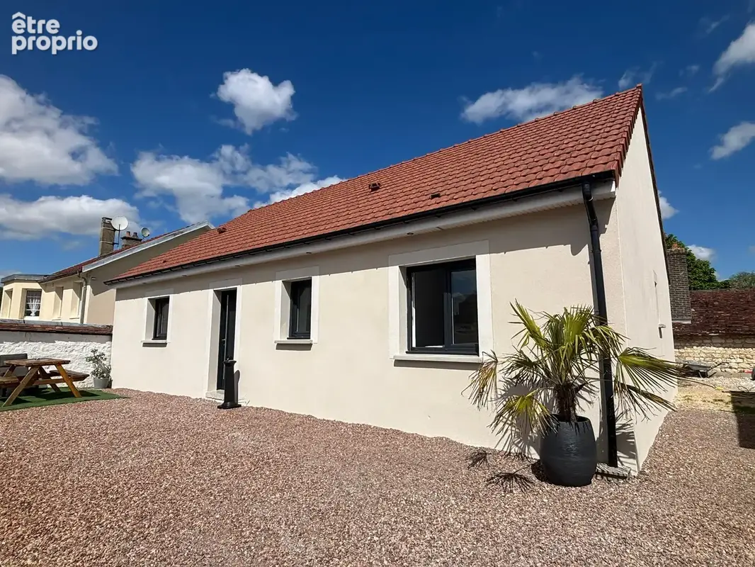 Maison à ESTISSAC