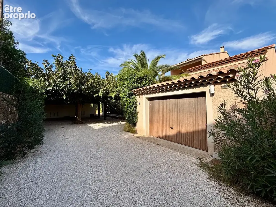 Maison Istres 4 pièce(s) 154 m2 - photo 18