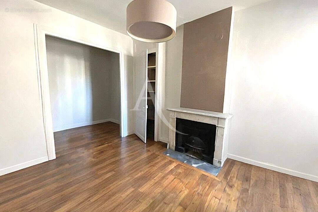 Appartement à LYON-8E
