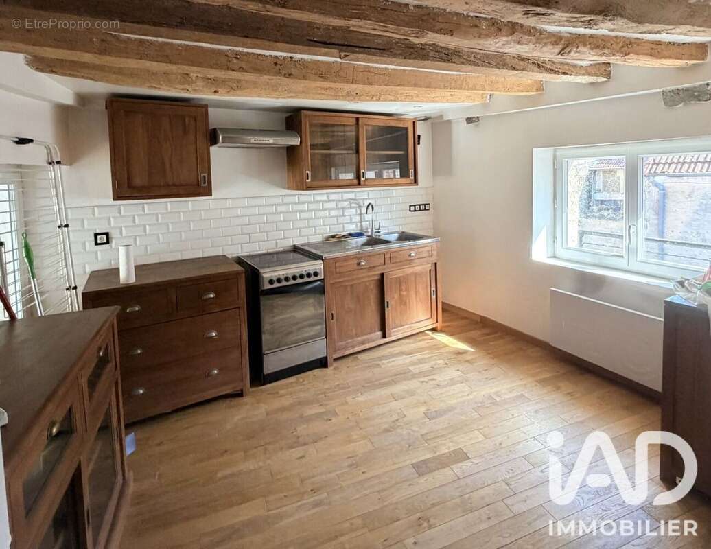 Appartement 45 m² à Leuville-Sur-Orge  - photo 9