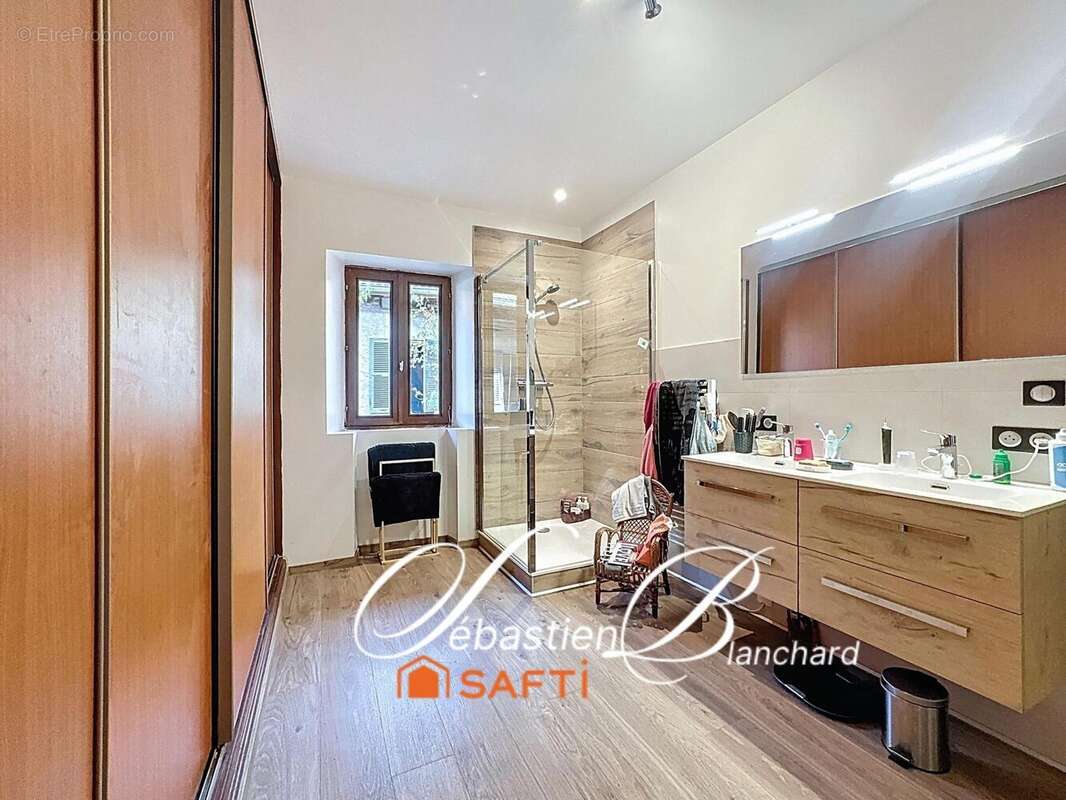 Maison 175 m² à Chindrieux  - photo 7