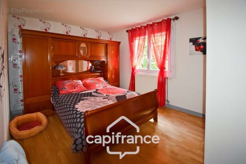 Maison à SAINT-GERMAIN-DU-BOIS