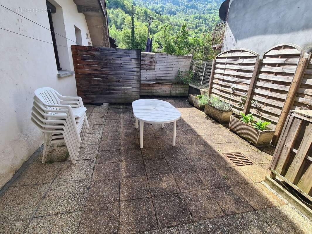 Appartement à GRIGNON