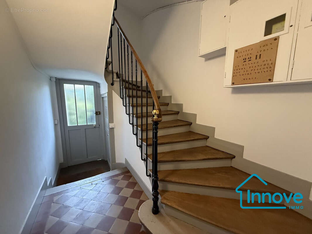 Appartement à VERSAILLES