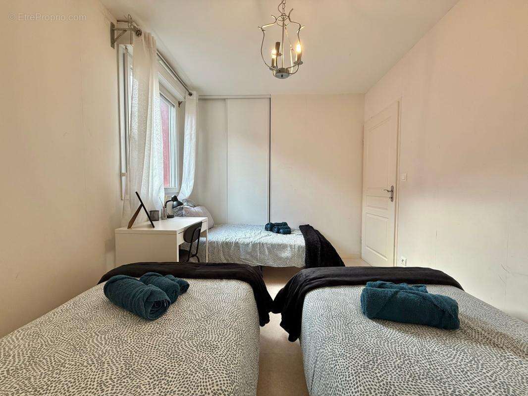 Appartement à CHENOVE
