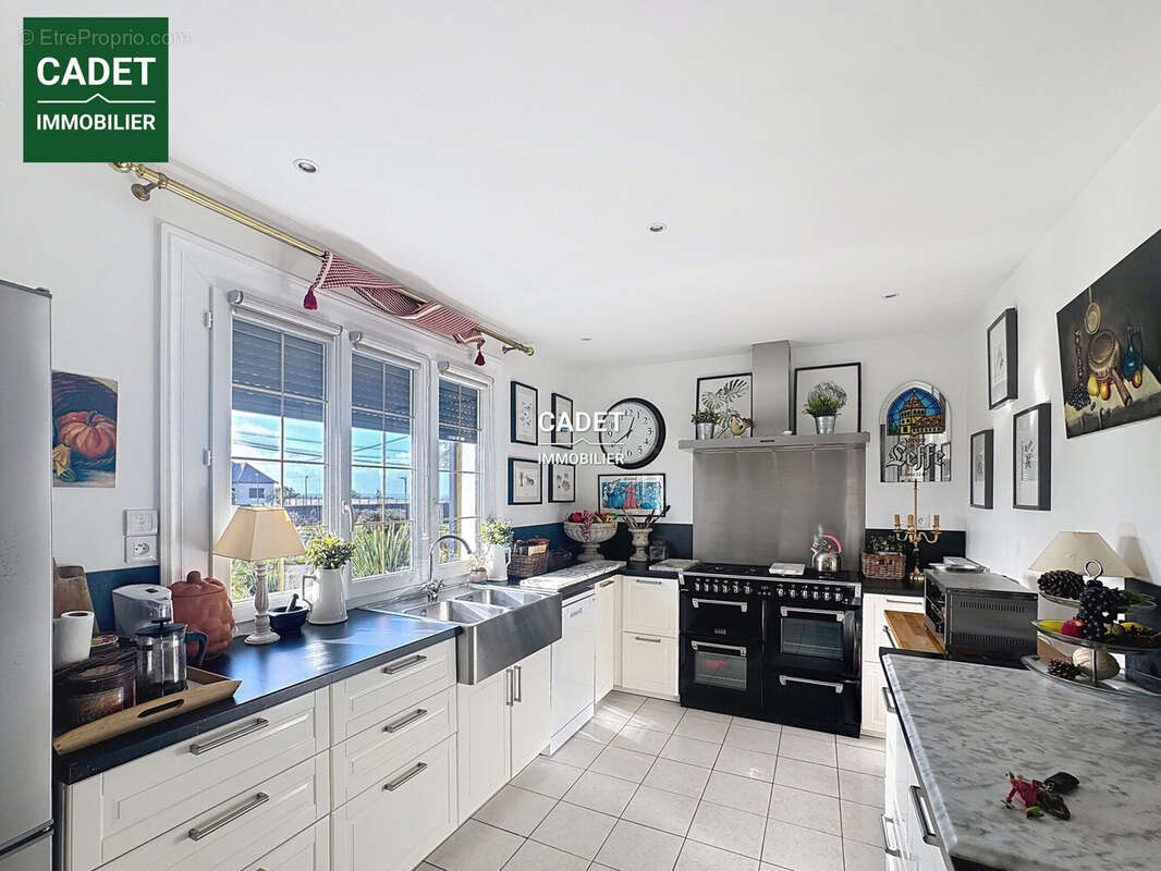 Maison à SAINT-PAIR-SUR-MER