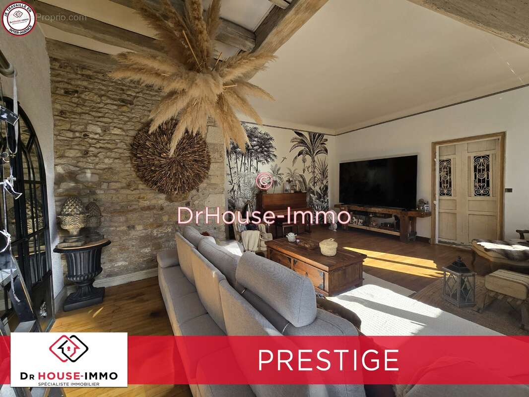 Maison 465 m² à La Mothe-Saint-Heray  - photo 17