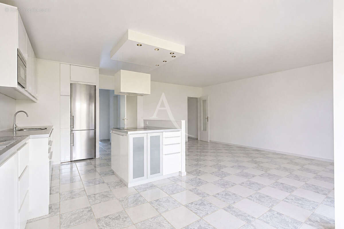 Appartement à NOGENT-SUR-MARNE