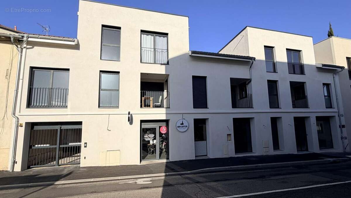 Photo 1 - Appartement à LA TOUR-DE-SALVAGNY