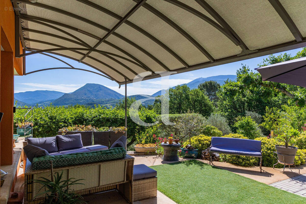 Maison à VAISON-LA-ROMAINE