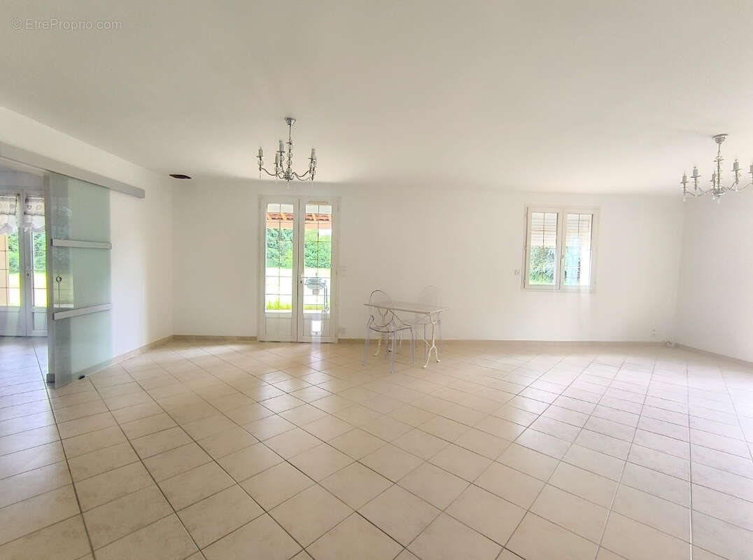 Maison à CHATEAU-THIERRY