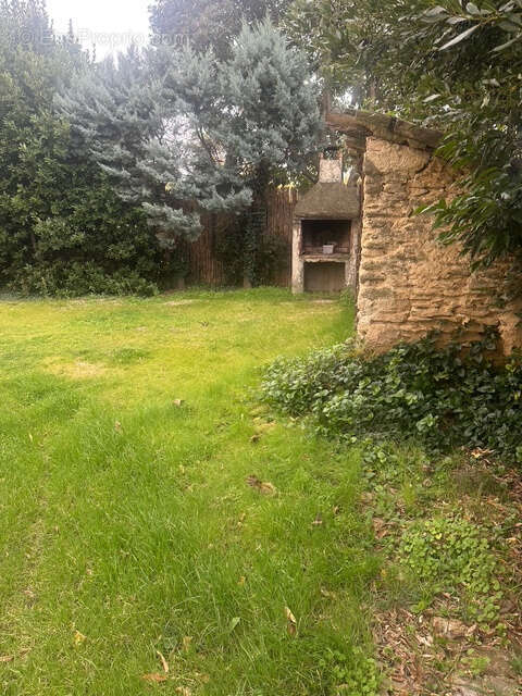 Maison à COURTHEZON