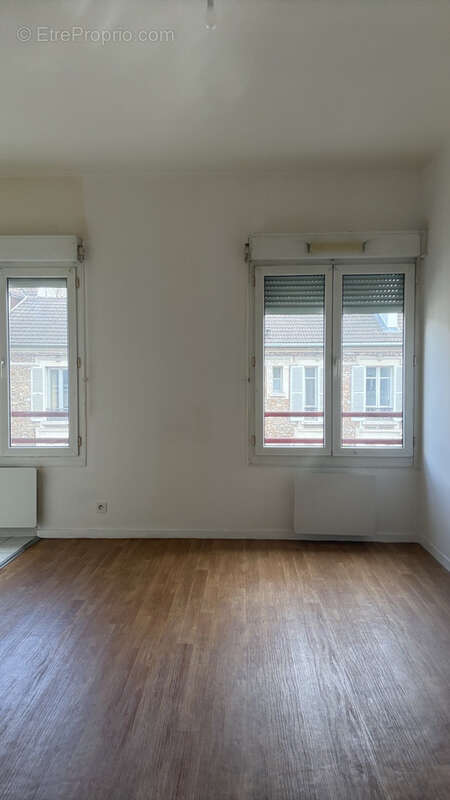 Centre ville studio a vendre - photo 2