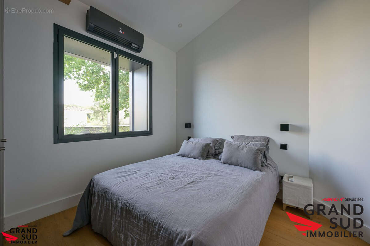Maison 93 m² à Merignac  - photo 6