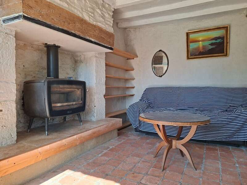 Maison à SAINT-LEONARD-DES-BOIS