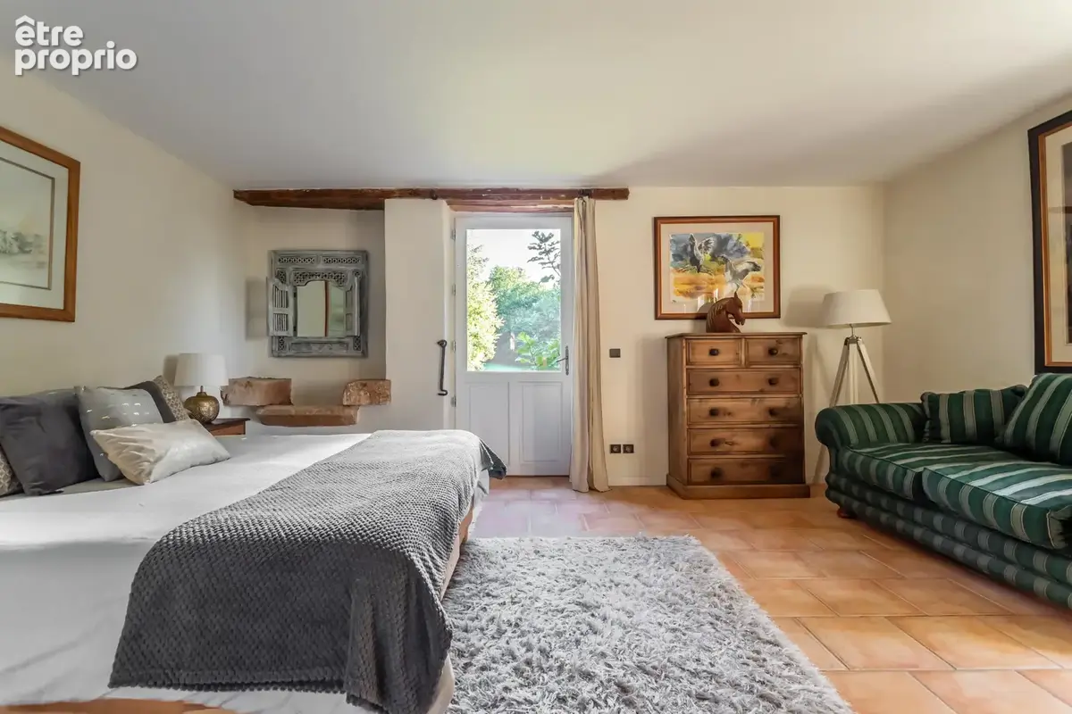 Maison de campagne avec piscine et terrain - photo 32