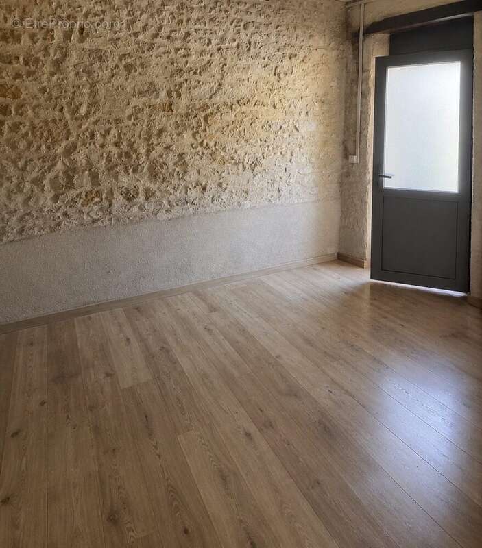 Maison à CHARENTON-DU-CHER