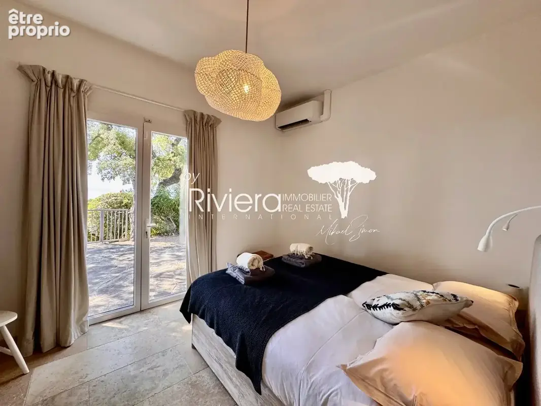 VUE MER et PLAGE A PIED - 5 chambres et piscine ! - photo 17