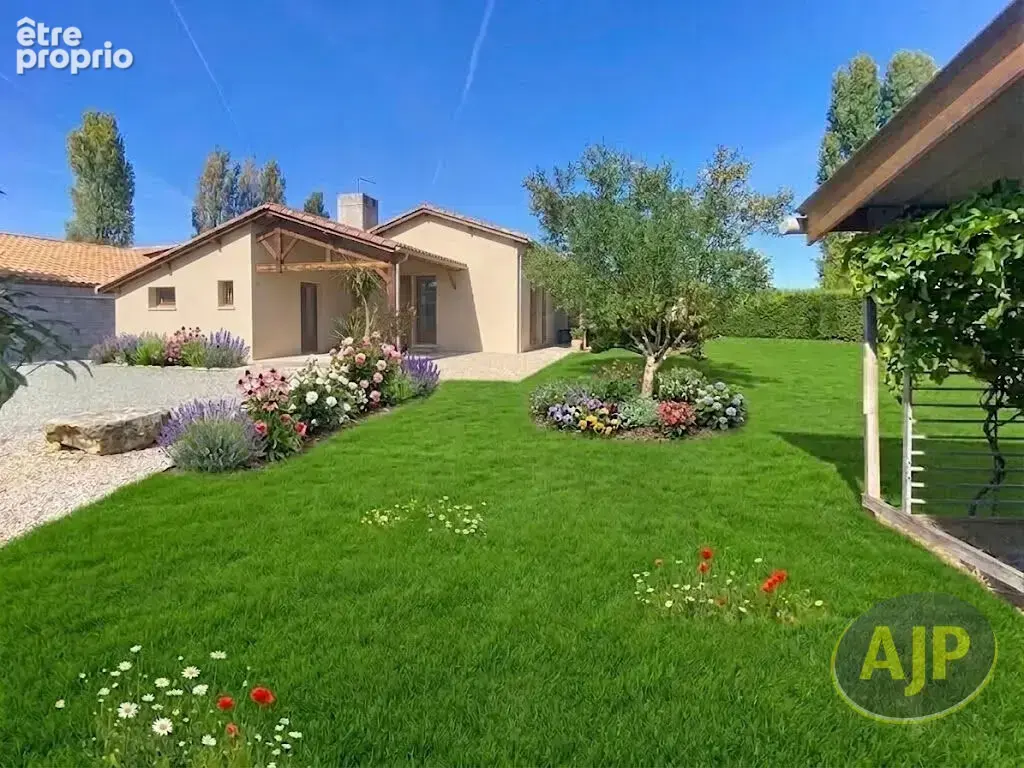 Photo Maison à Cestas au prix de 473 630€