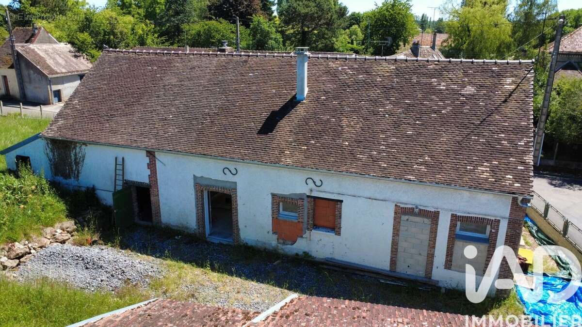 Maison 89 m² à Domats  - photo 2
