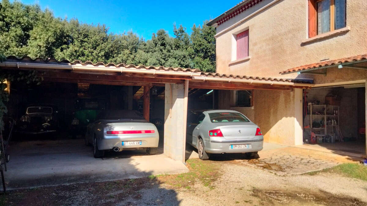 Maison à GRILLON